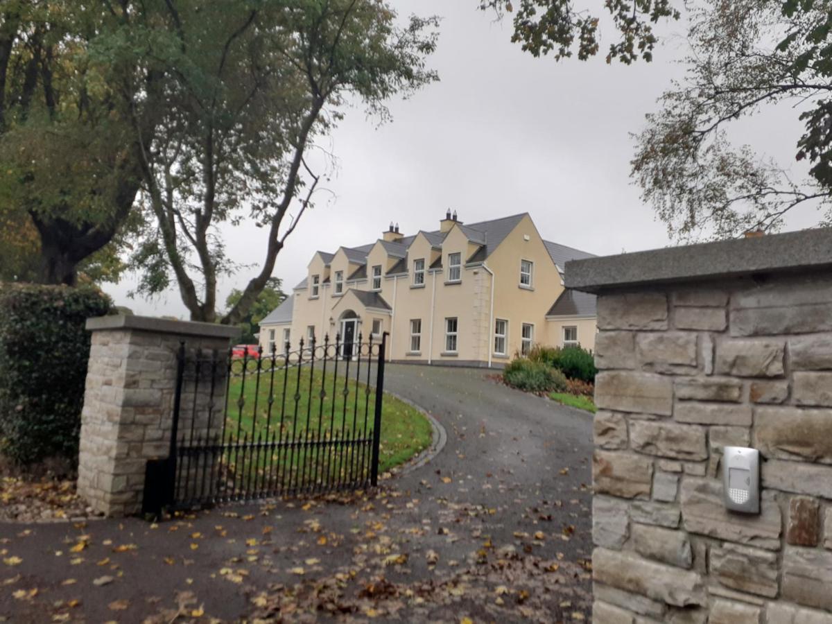 Single Or Twin Room In Lovely Country Residence Nobber Exteriör bild